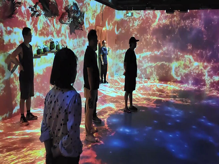 成都室內(nèi)全彩屏:科技與藝術(shù)的完美結(jié)合